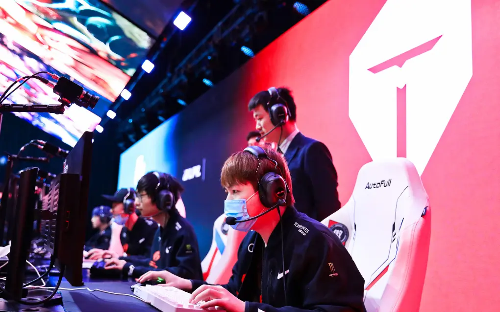 NG娱乐-包含JackeyLove连续十二场比赛得分超过败北，G2挑战极限！的词条