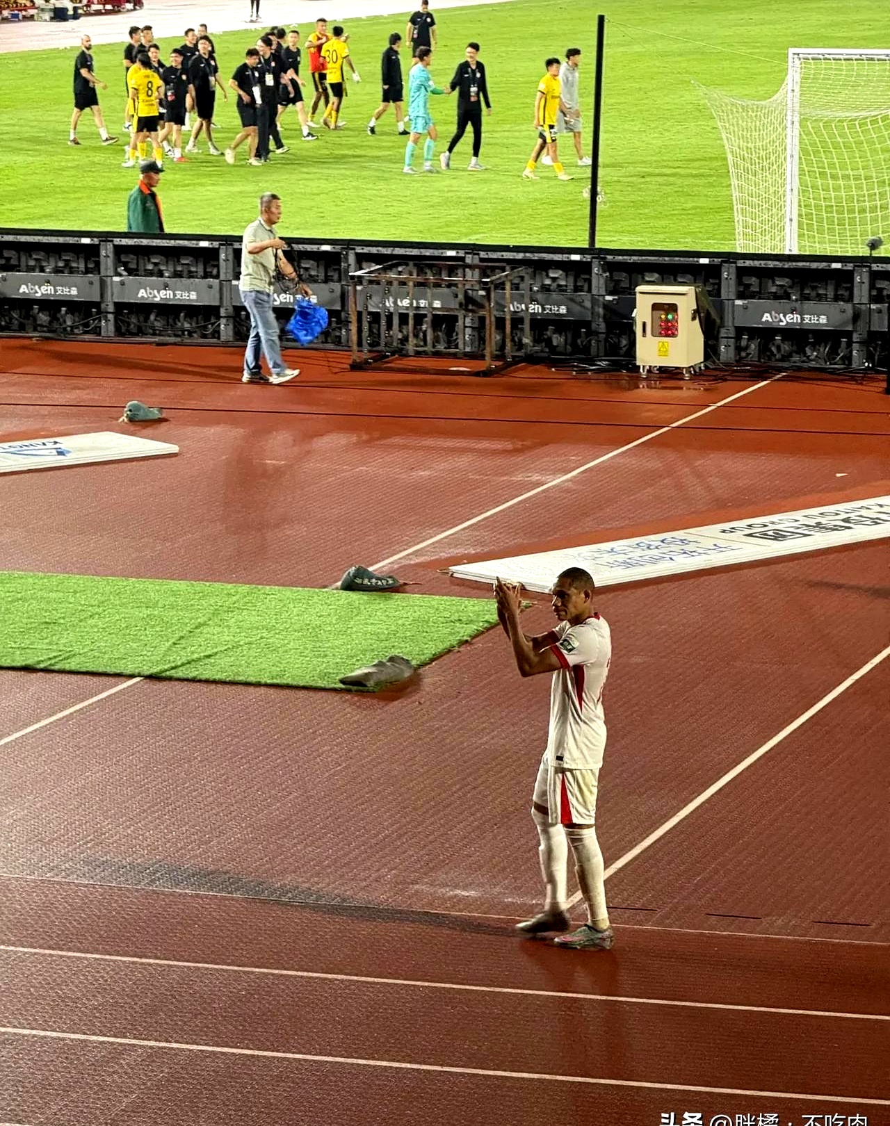 南宫28-Scout遭遇十连败，日本队教练面临压力！的简单介绍